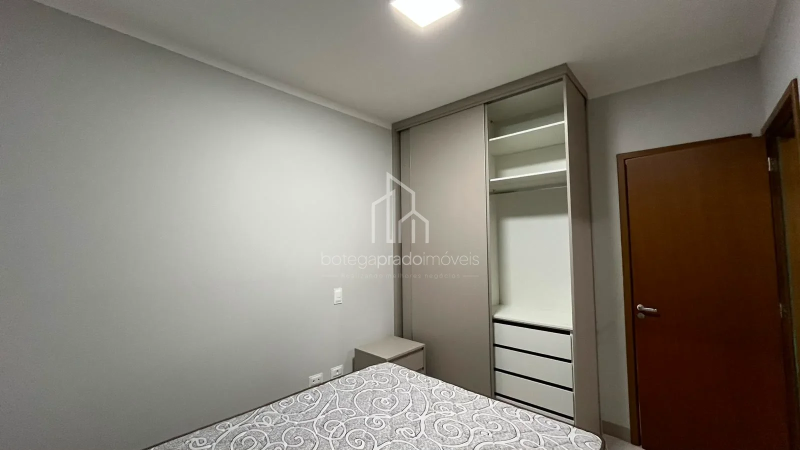 Apartamento à venda todo mobiliado no Edifício Residencial Firenze em Presidente Prudente/SP — foto 5